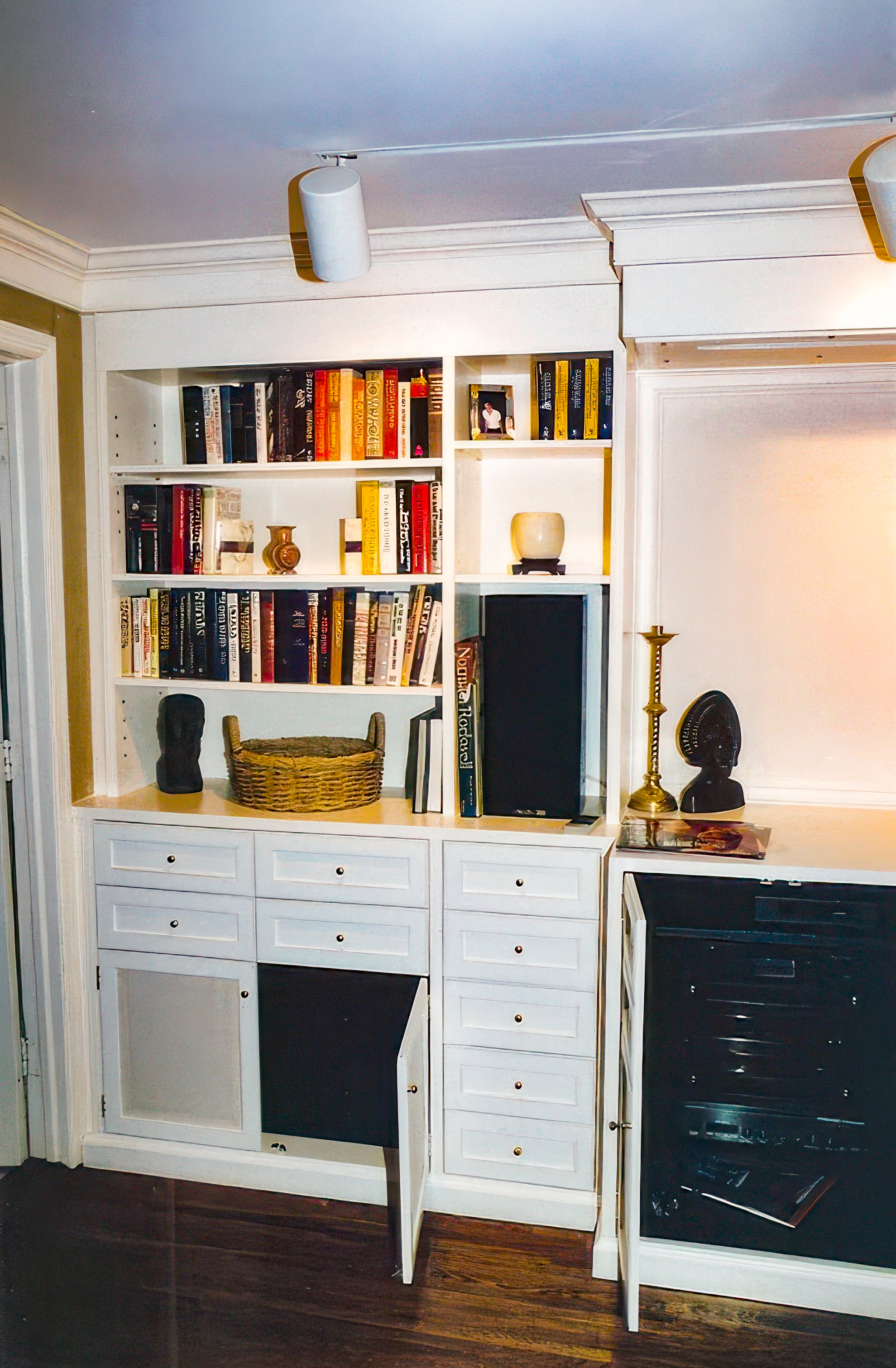 P. F. NYC Residence image 3