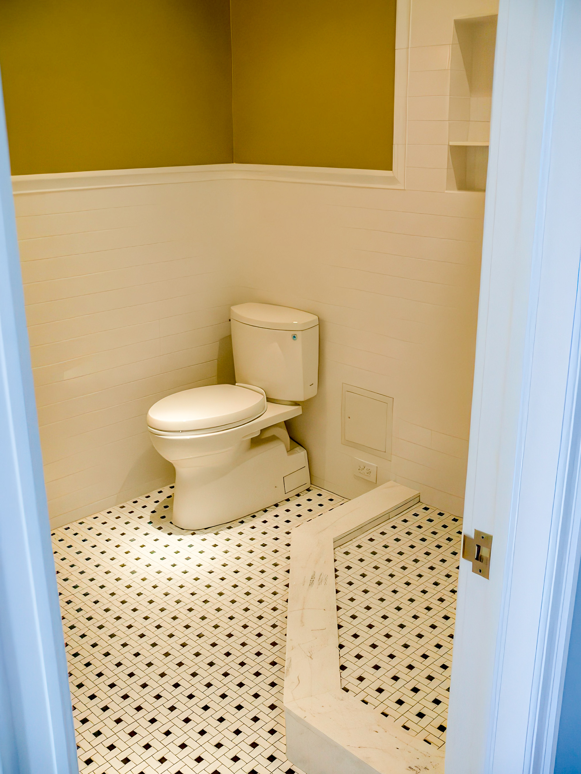 Y. H. Apartment Renovation image 3