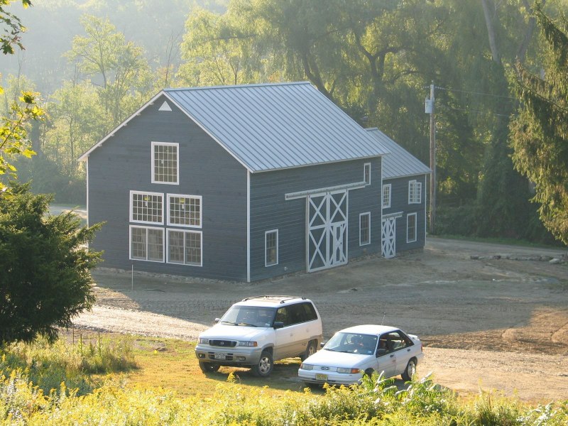 F. S. Barn