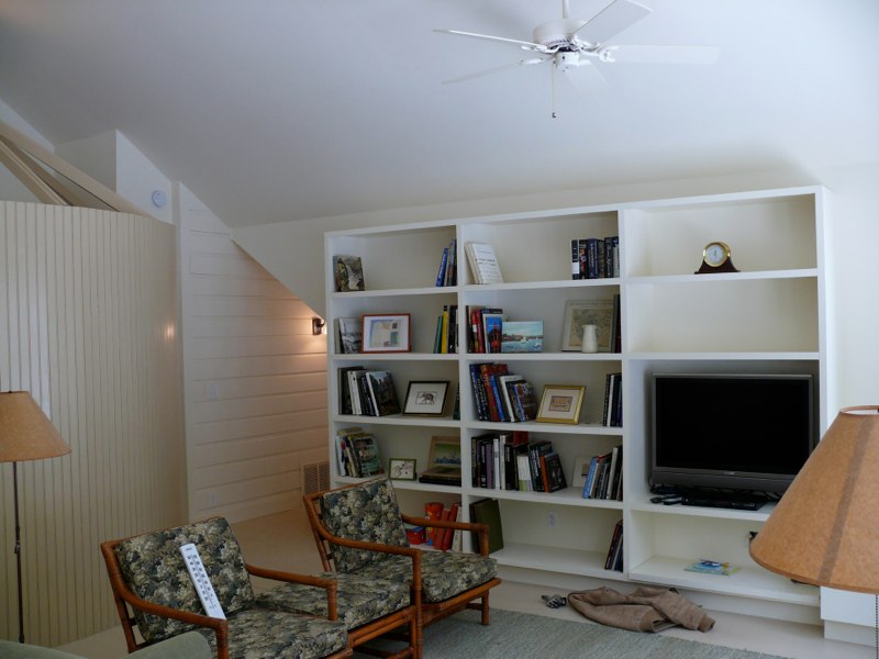 R. B. Barn Studio Addition image 33