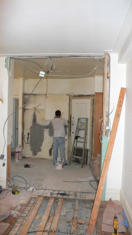 S. SC. Kitchen image 6