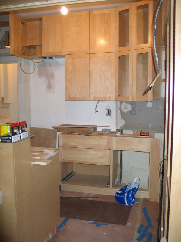 S. SC. Kitchen image 9