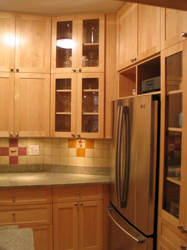 S. SC. Kitchen image 15