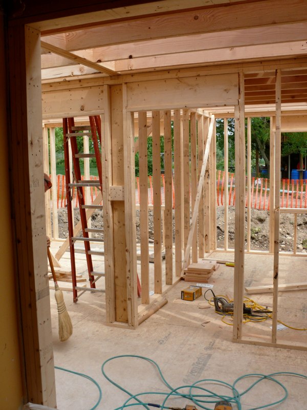 Triform Office image 25