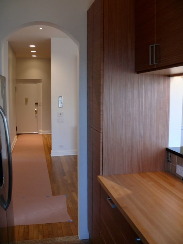 Y. H. Apartment Renovation image 14